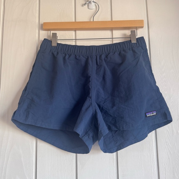 Patagonia Women’s Navy Blue Workout Shorts - Picture 1 of 4
